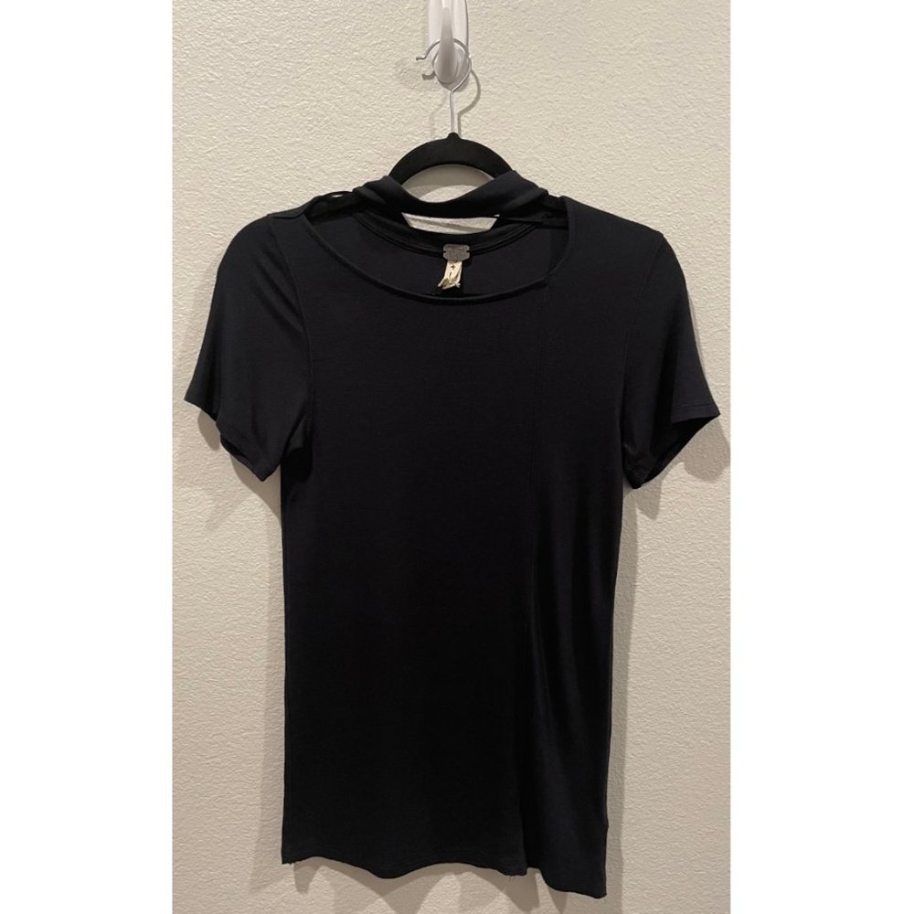 WE THE FREE Short Sleeve Black Tee